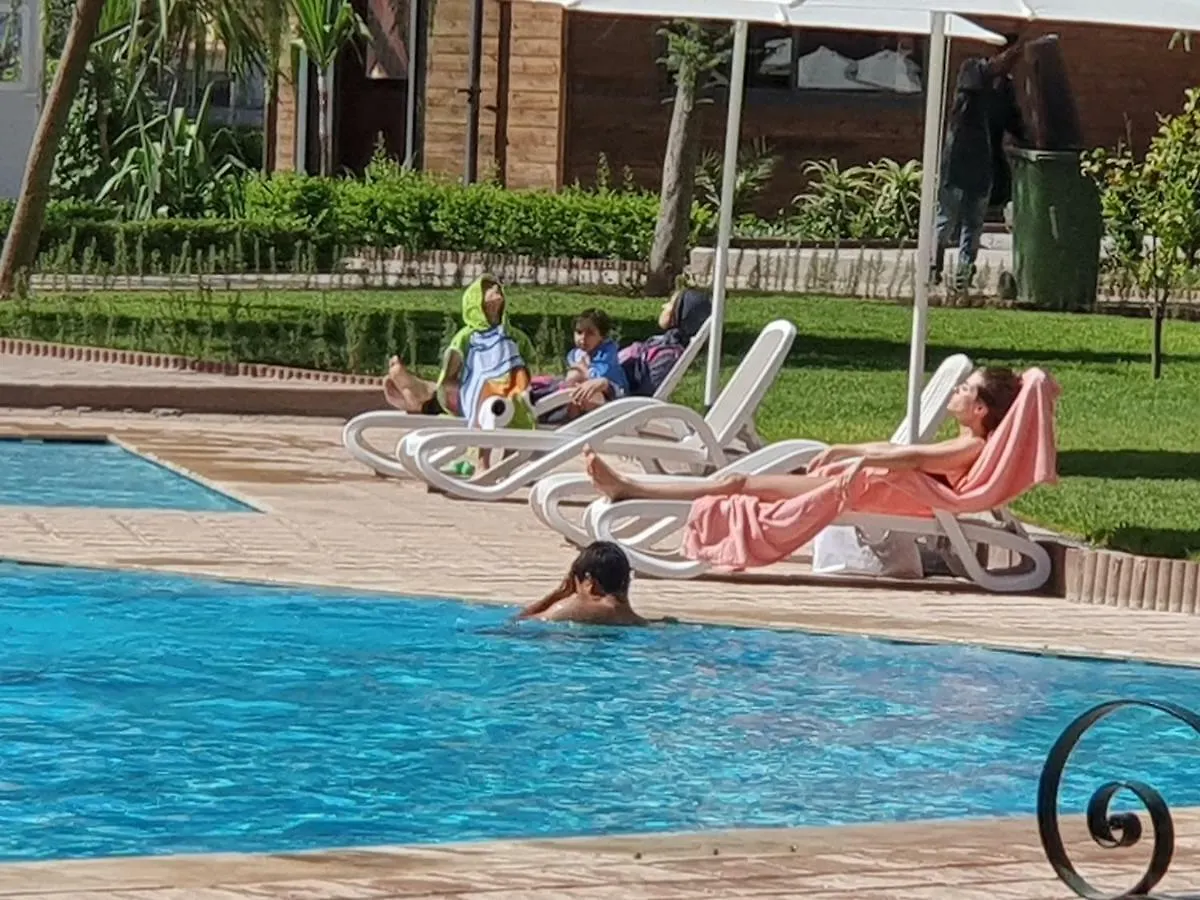 Appartement Dans Residence Boulevard Oued Issil Марракеш